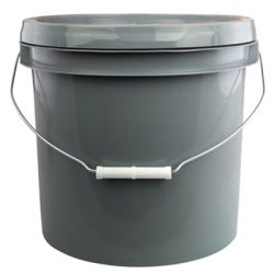 CORN COB MEDIA IN 3.5 GALLON BUCKET 15LBS